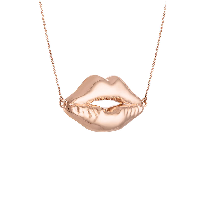 18k Gold Chain with Lip Pendant