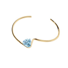 3 mm 18k Gold Wire with Blue Topaz